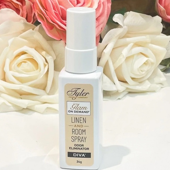 Tyler bundle! 11oz candle and linen spray - Picture 7 of 7